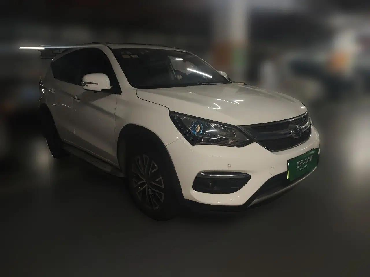 BYD Song New Energy 2017 Song DM 1.5TID All-Wheel Drive Luxury Model — миниатюра 3