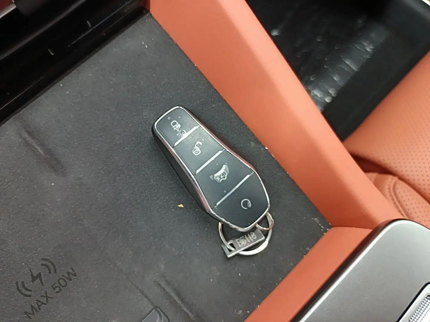 BYD Tang L 2025 DM 175KM Drone Player Edition — миниатюра 12