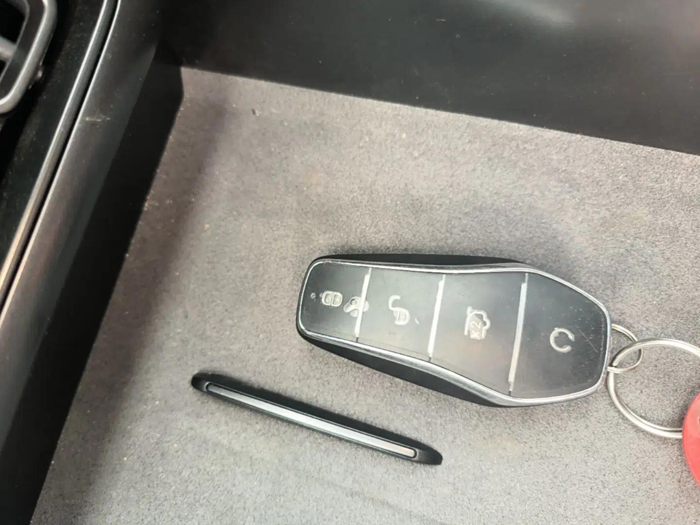 BYD Tang L 2025 DM 175KM Drone Player Edition — миниатюра 12