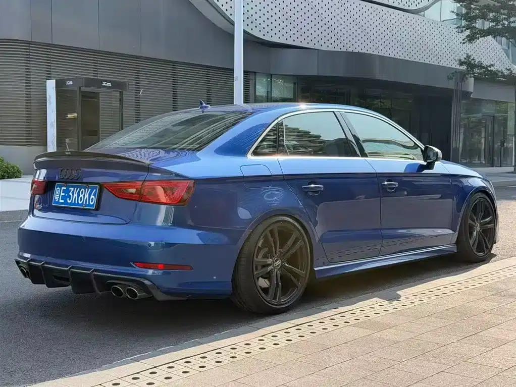 Audi S3 2017 Model S3 2.0T Limousine — миниатюра 17