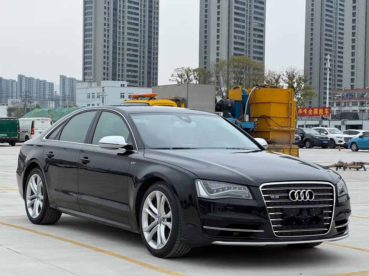 2013 Audi S8 4.0TFSI quattro — миниатюра 1