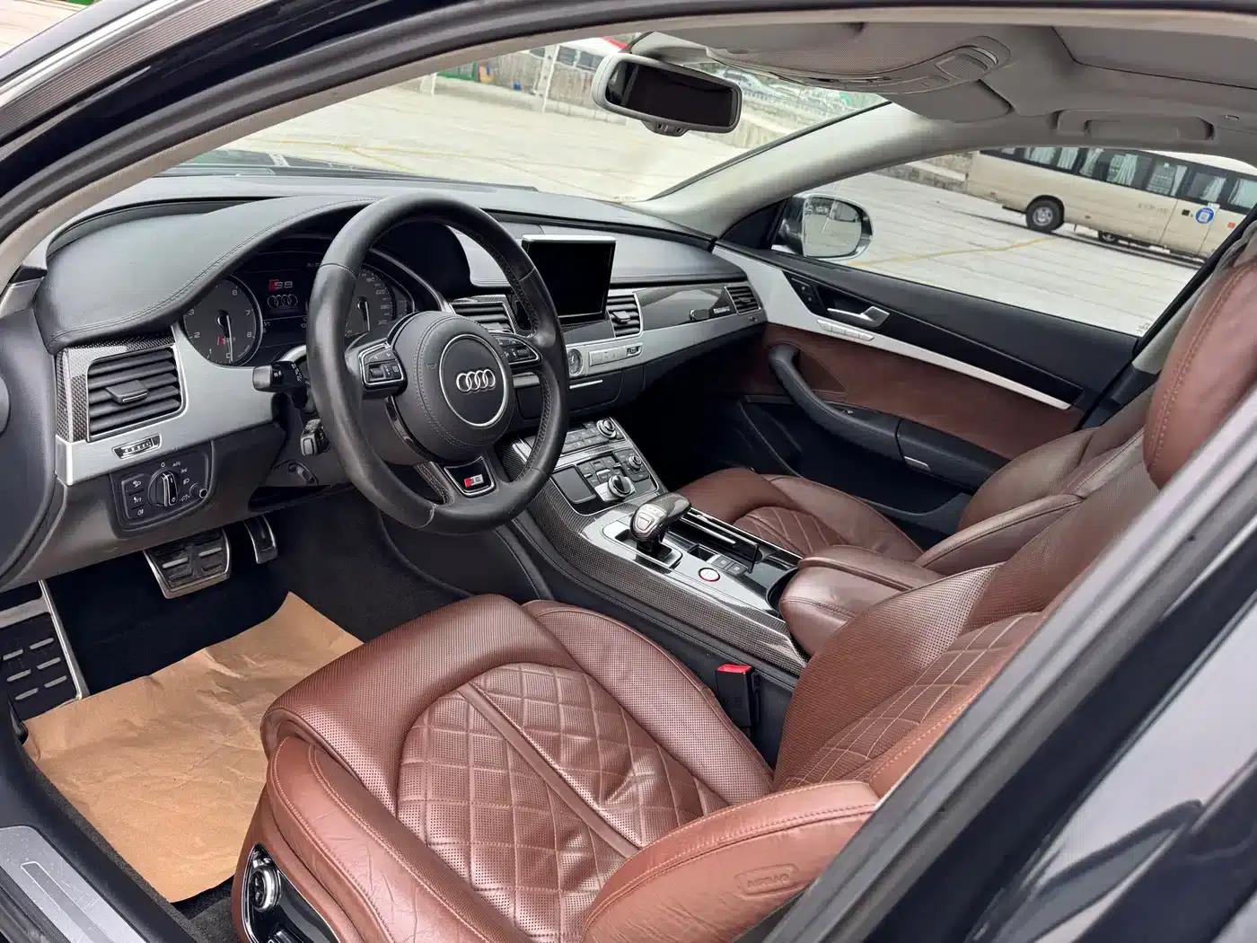 2013 Audi S8 4.0TFSI quattro — миниатюра 13