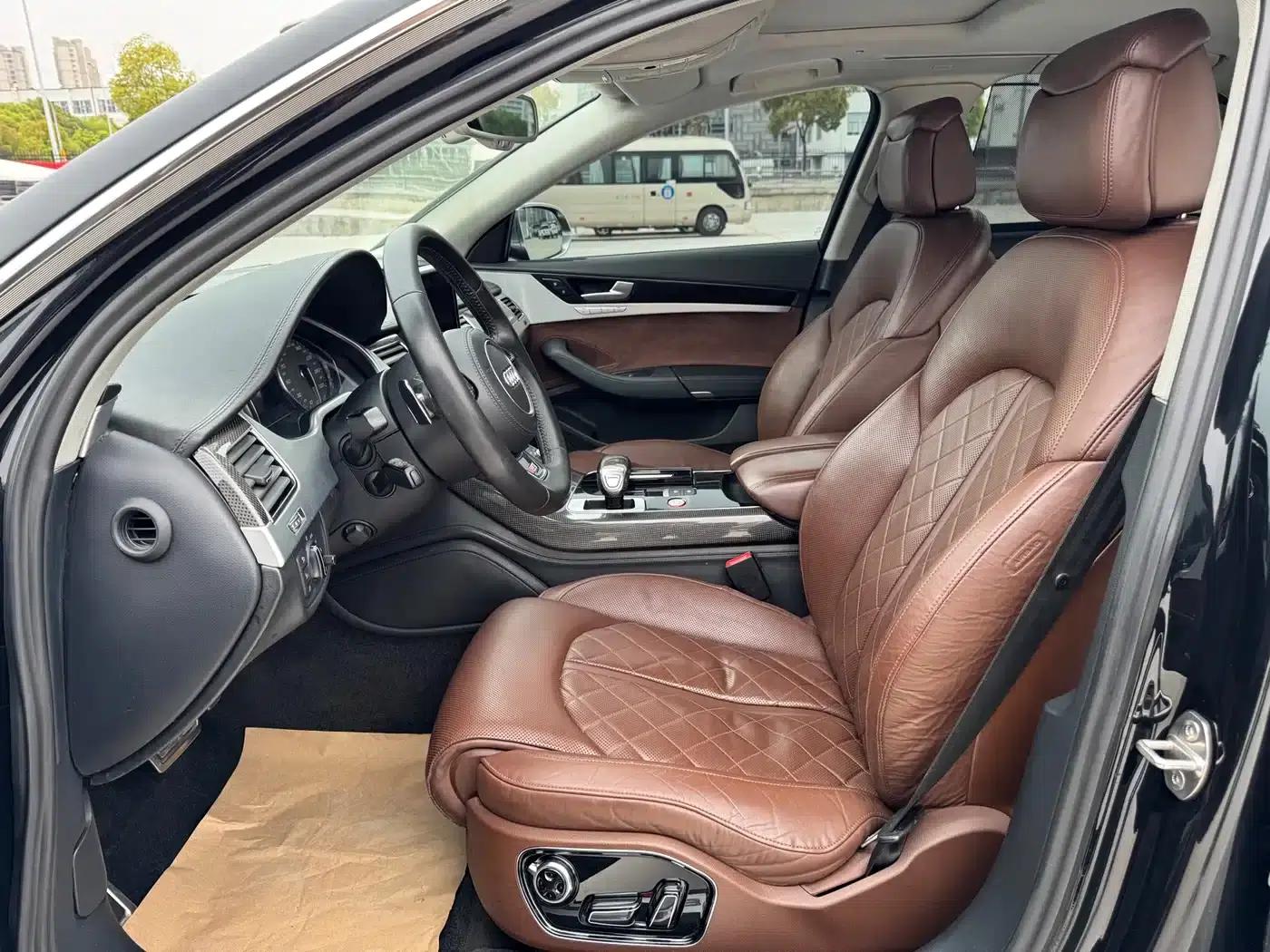 2013 Audi S8 4.0TFSI quattro — миниатюра 7