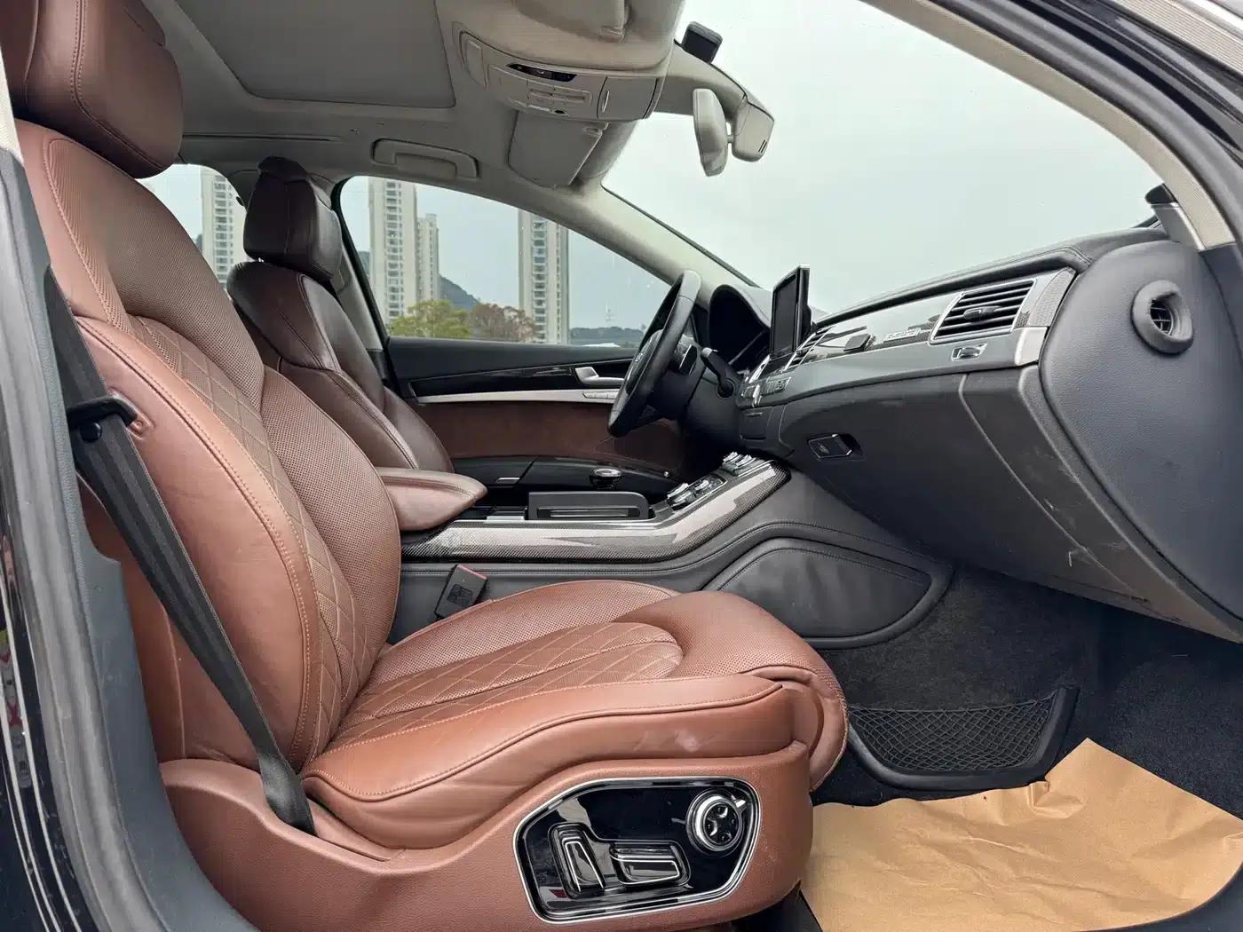 2013 Audi S8 4.0TFSI quattro — миниатюра 10