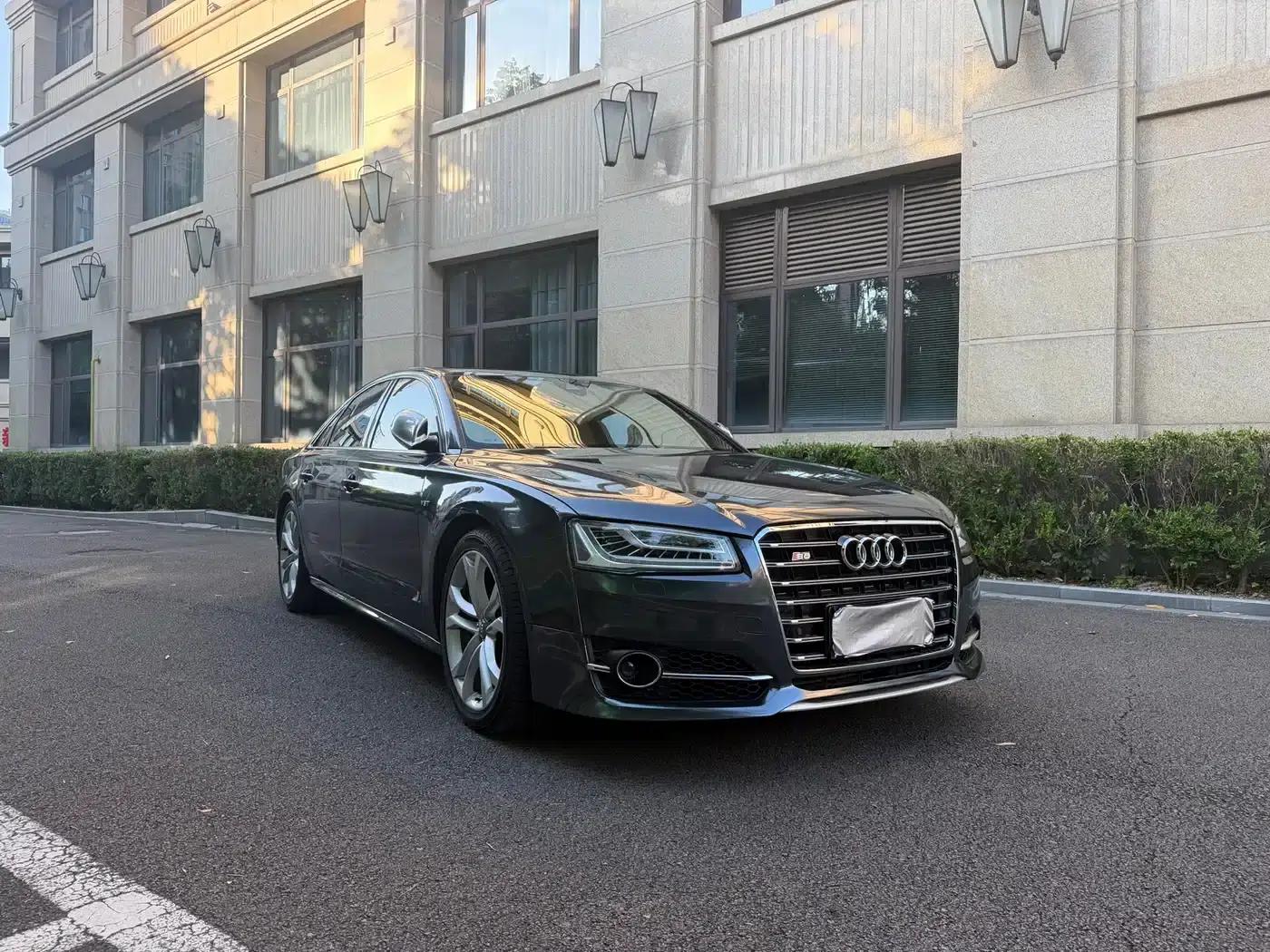 2013 Audi S8 4.0TFSI quattro — миниатюра 3