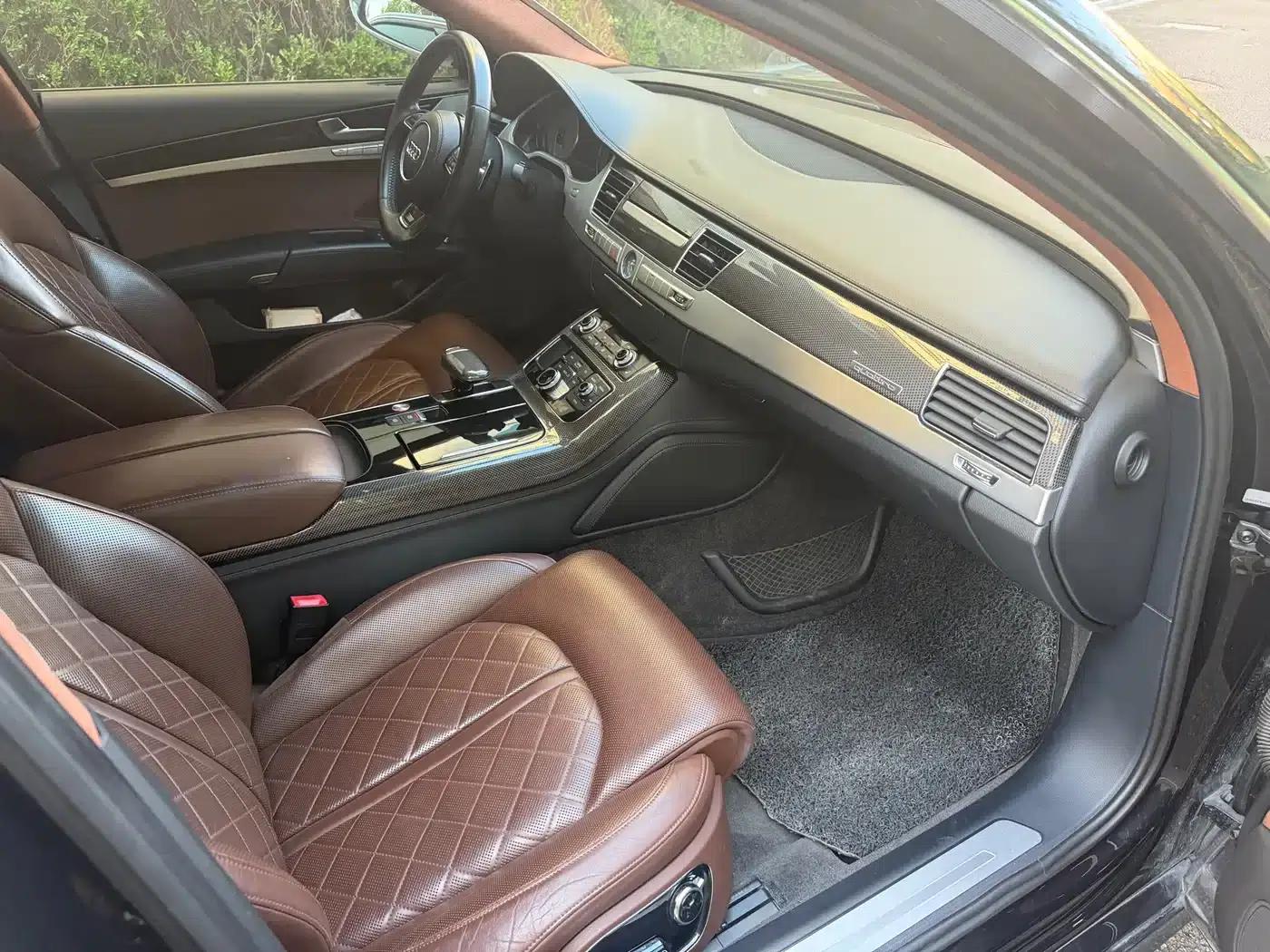 2013 Audi S8 4.0TFSI quattro — миниатюра 7