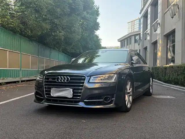 2013 Audi S8 4.0TFSI quattro