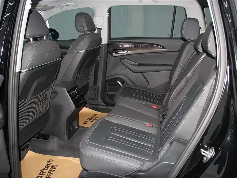Audi Q6 2024 40 TFSI quattro Cloud View Edition, Feathered Forest Package, 7-seater — миниатюра 19