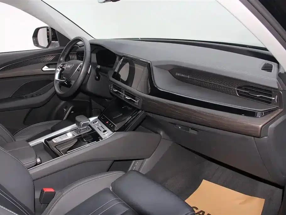 Audi Q6 2024 40 TFSI quattro Cloud View Edition, Feathered Forest Package, 7-seater — миниатюра 30