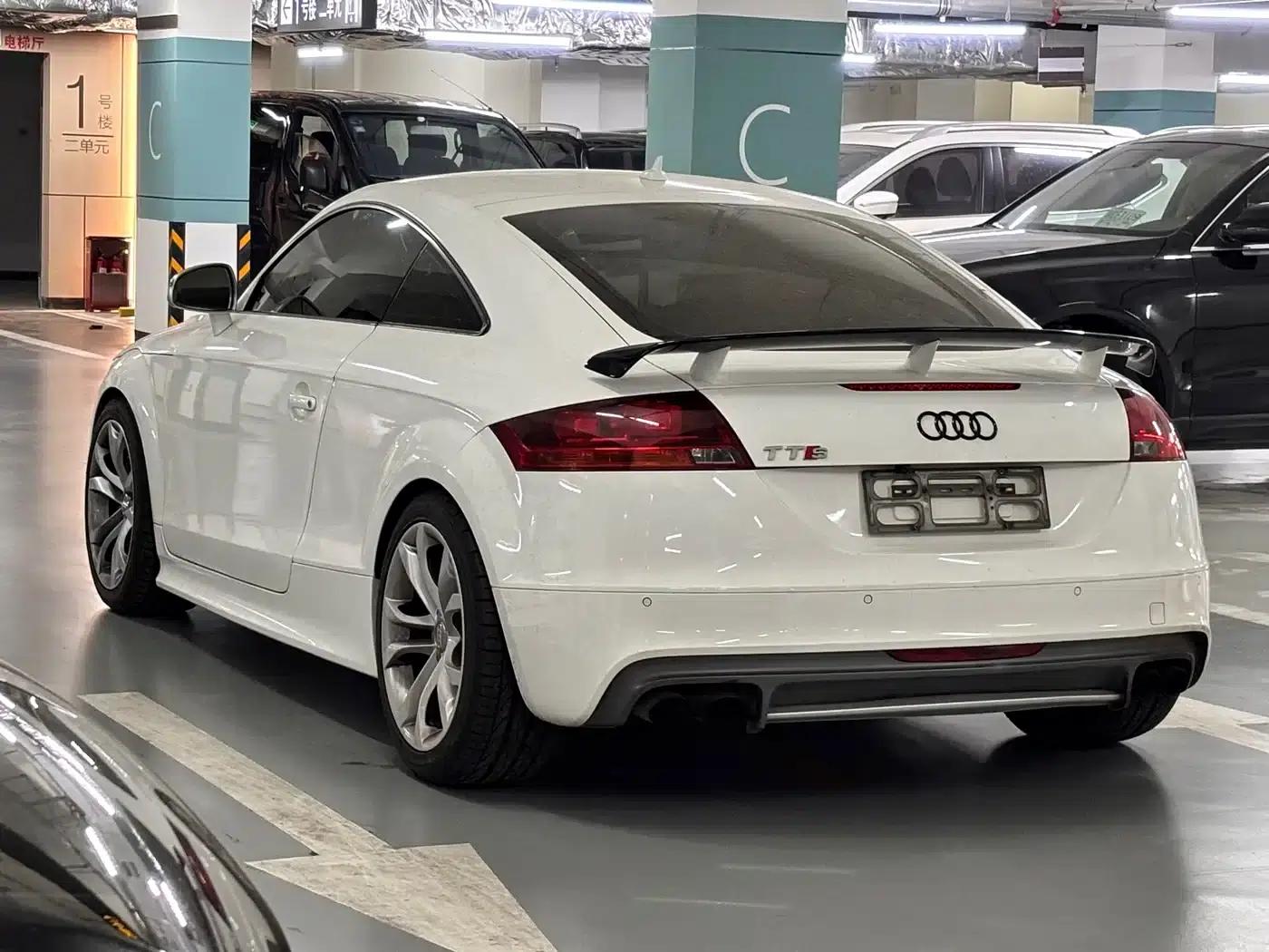 2011 Audi TTS Coupe 2.0TFSI quattro — миниатюра 5