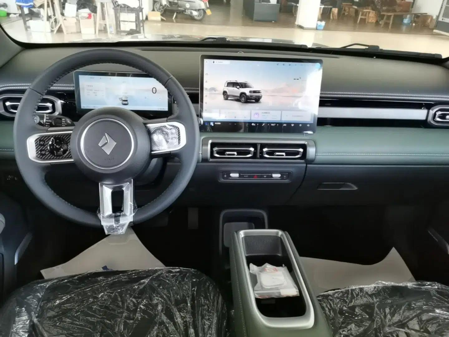 Baojun Spark EUV 2026 301km Flagship Edition — миниатюра 13