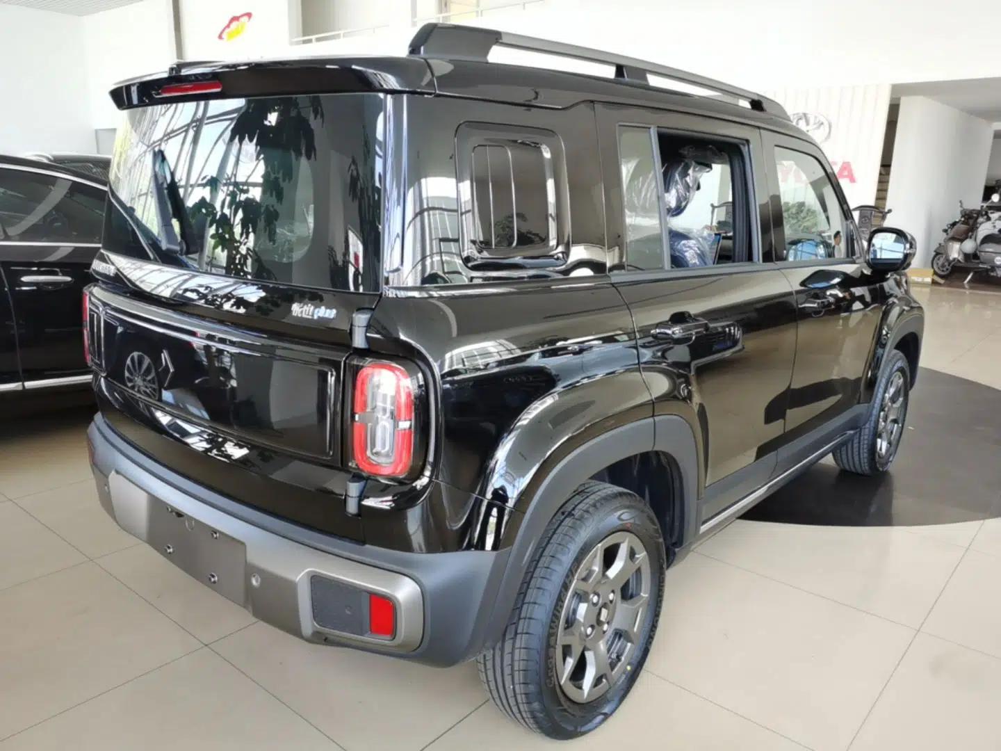 Baojun Spark EUV 2026 301km Flagship Edition — миниатюра 6