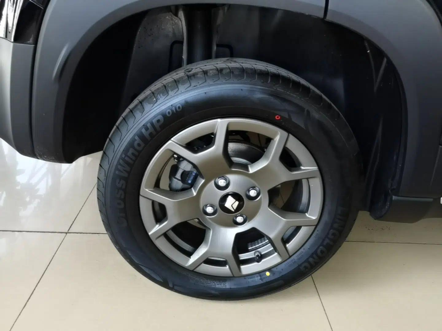 Baojun Spark EUV 2026 301km Flagship Edition — миниатюра 10
