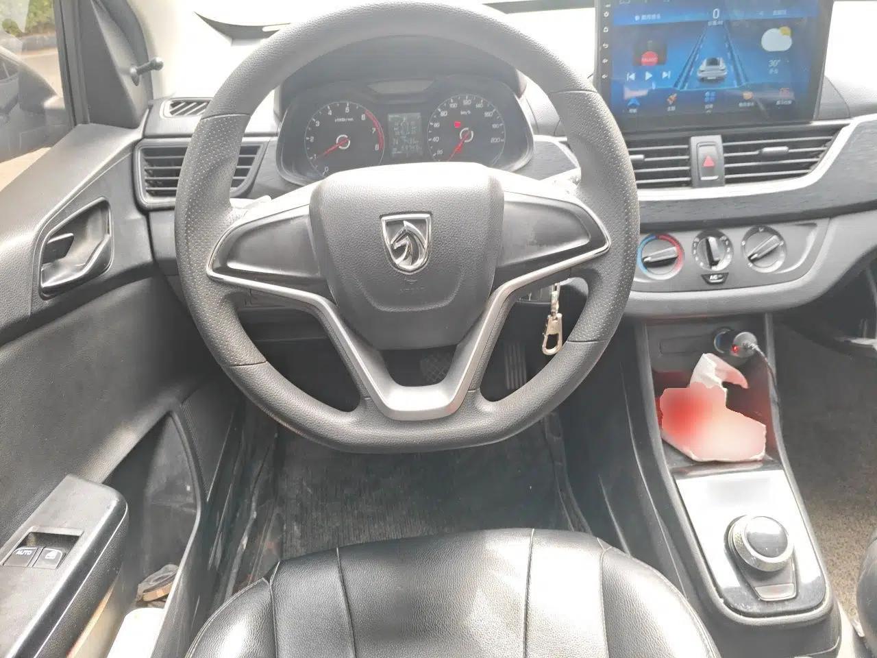 Baojun 310W 2020 1.5L Automatic Enjoyment Version China VI Emission Standard — миниатюра 11