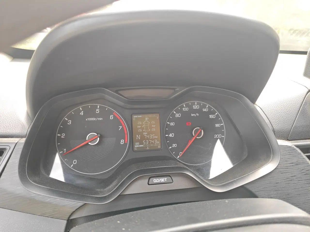 Baojun 310W 2020 1.5L Automatic Enjoyment Version China VI Emission Standard — миниатюра 12