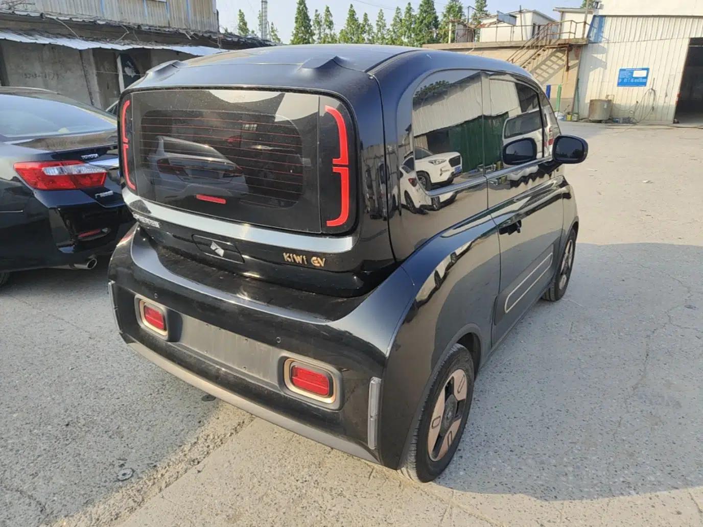 Baojun KiWi EV 2021 Artist Model Ternary Lithium — миниатюра 6