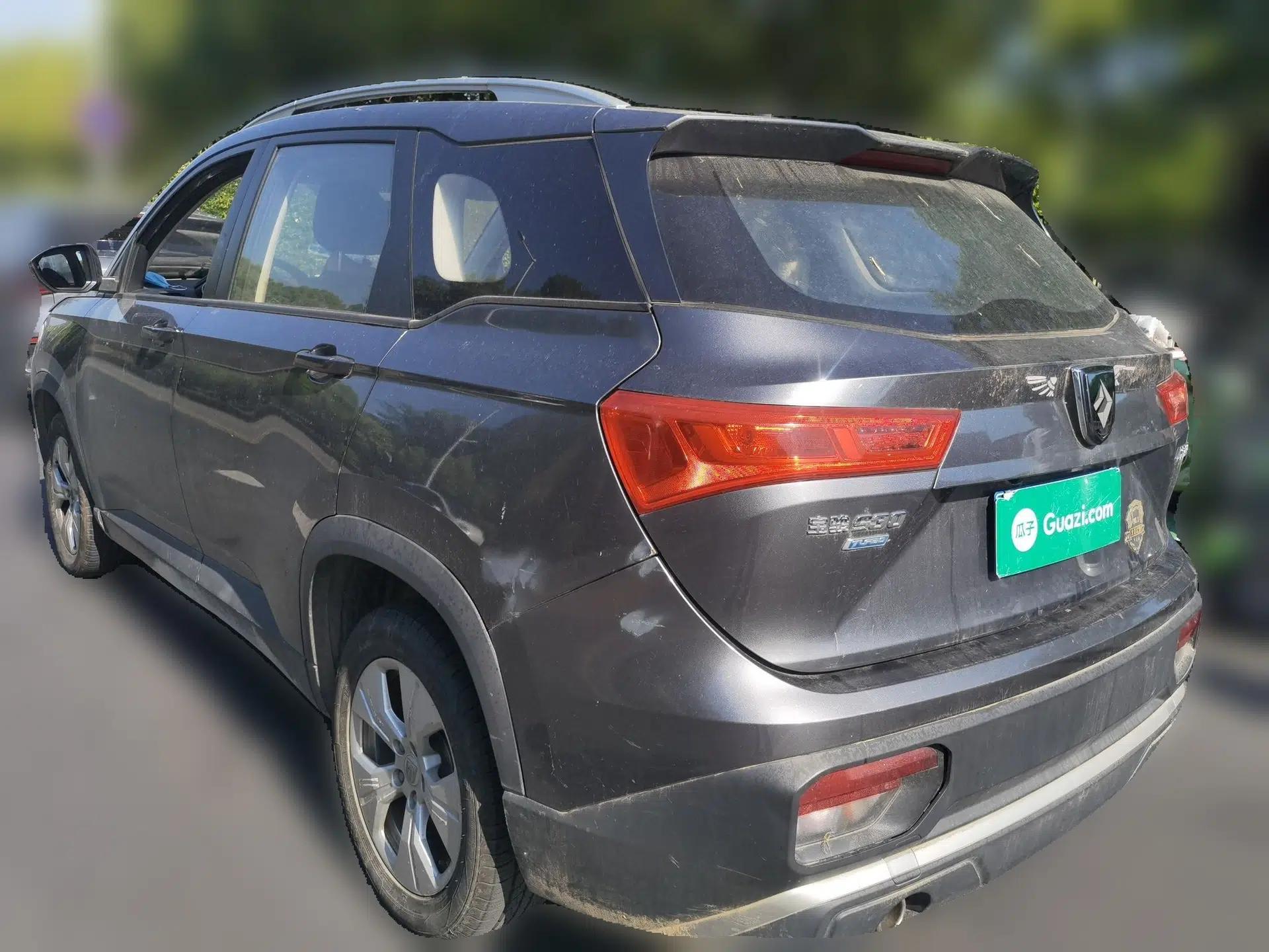 Baojun 530 2021 Global Car Anniversary Edition 1.5T Manual Comfort Version 7 Seats — миниатюра 4