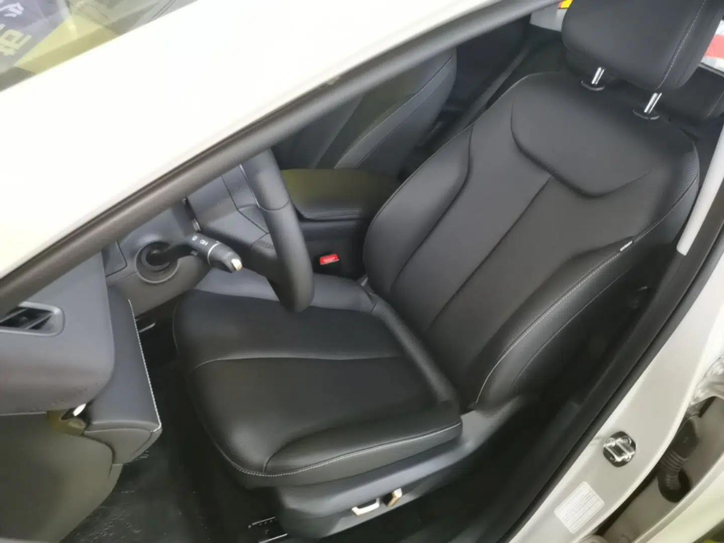 Baojun Yunhai 2024 140km Plug-in Hybrid Version — миниатюра 18