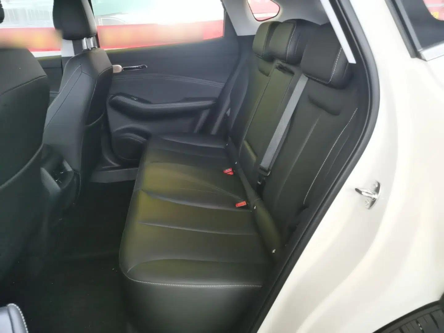 Baojun Yunhai 2024 140km Plug-in Hybrid Version — миниатюра 20