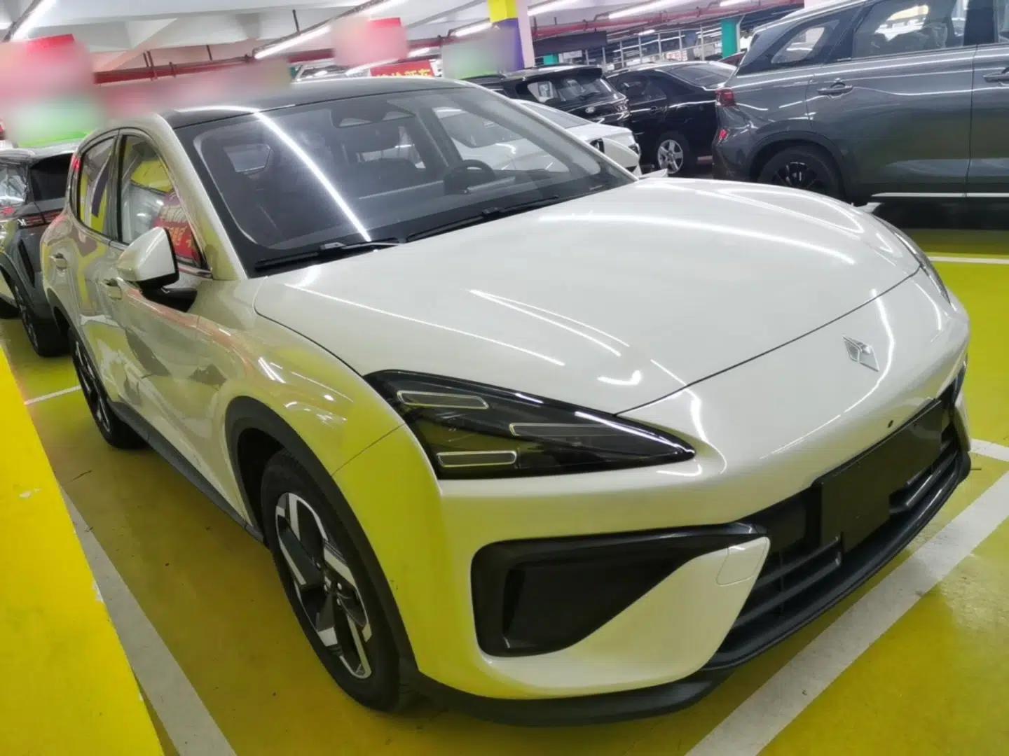 Baojun Yunhai 2024 140km Plug-in Hybrid Version — миниатюра 3