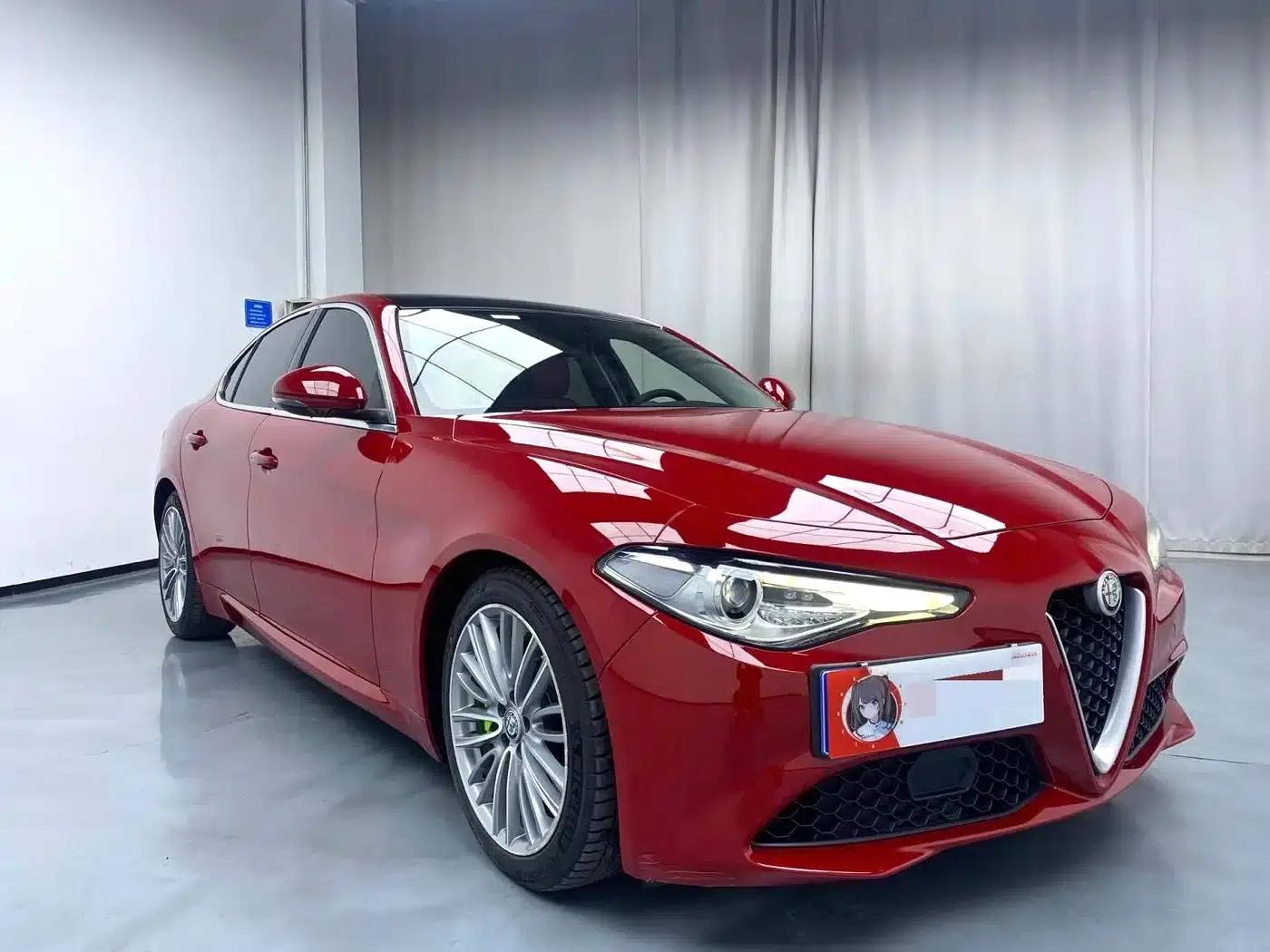 Giulia Juliet 2019 2.0T 280HP Luxury Edition — миниатюра 2