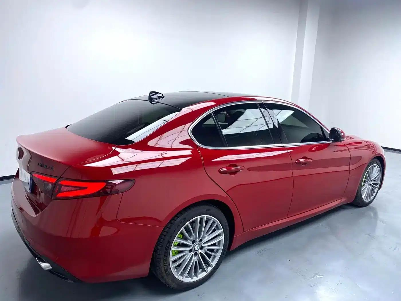 Giulia Juliet 2019 2.0T 280HP Luxury Edition — миниатюра 9