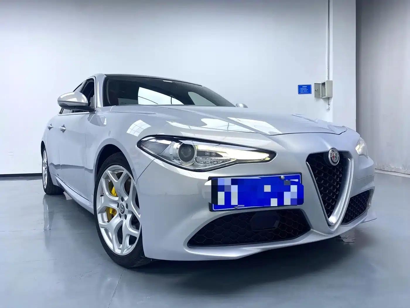 Giulia Juliet 2020 2.0T 280HP Luxury Edition — миниатюра 2