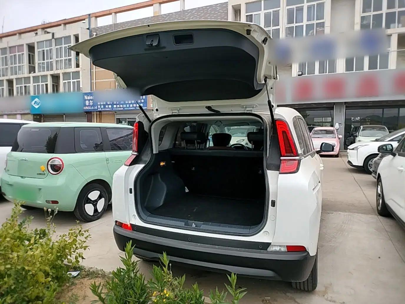 Bestune NAT 2023 PRO Comfortable Travel Battery-Swap Version 401km — миниатюра 22