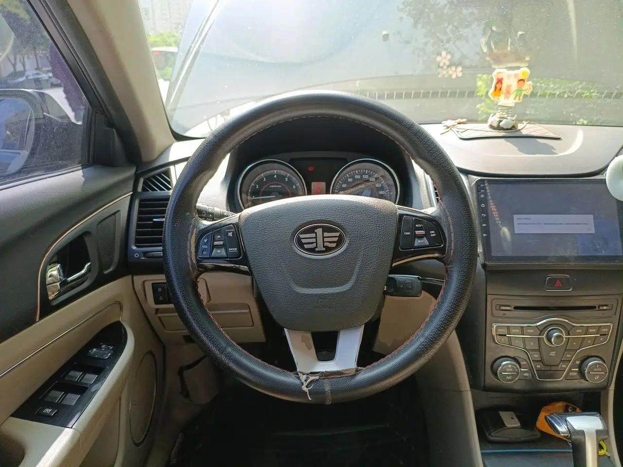 Bestune B50 2013 1.6L automatic luxury version — миниатюра 11