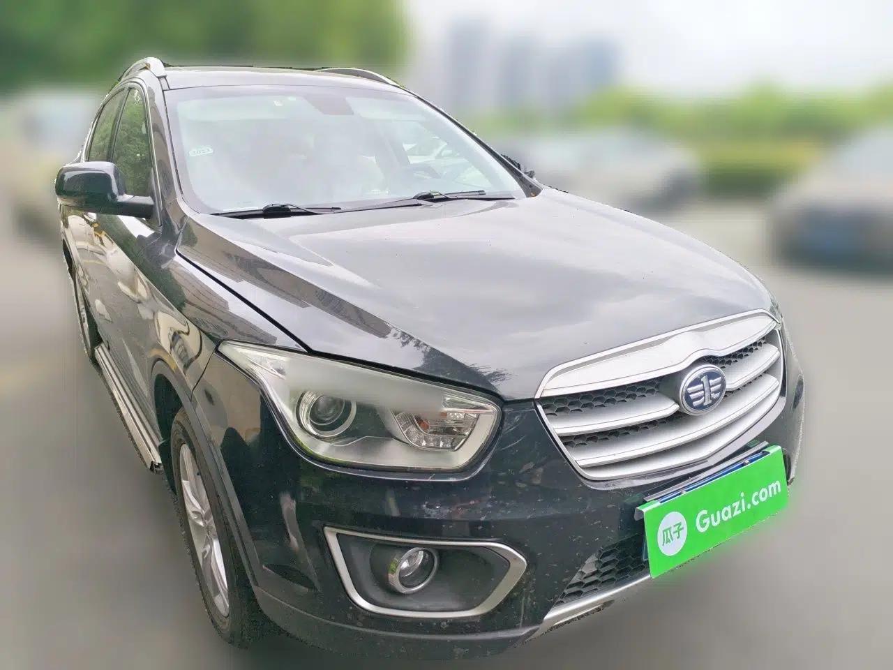Bestune X80 2015 2.0L automatic luxury version — миниатюра 3