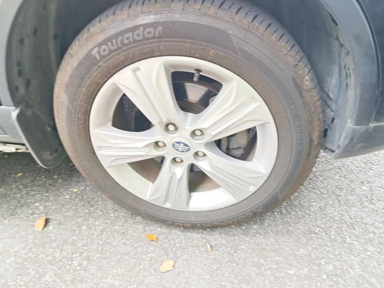 Bestune X80 2015 2.0L automatic luxury version — миниатюра 8