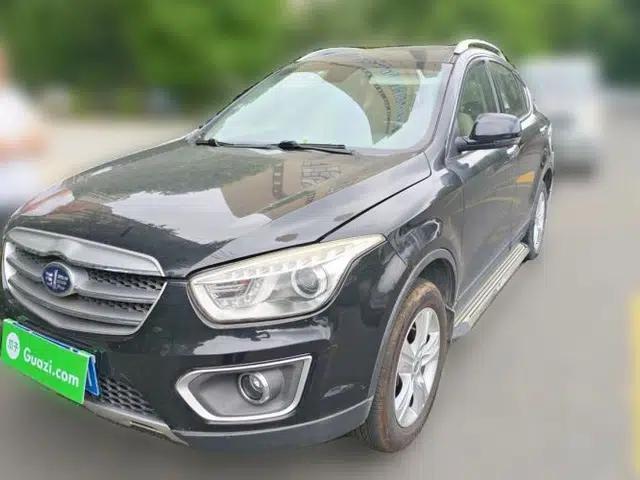 Bestune X80 2015 2.0L automatic luxury version