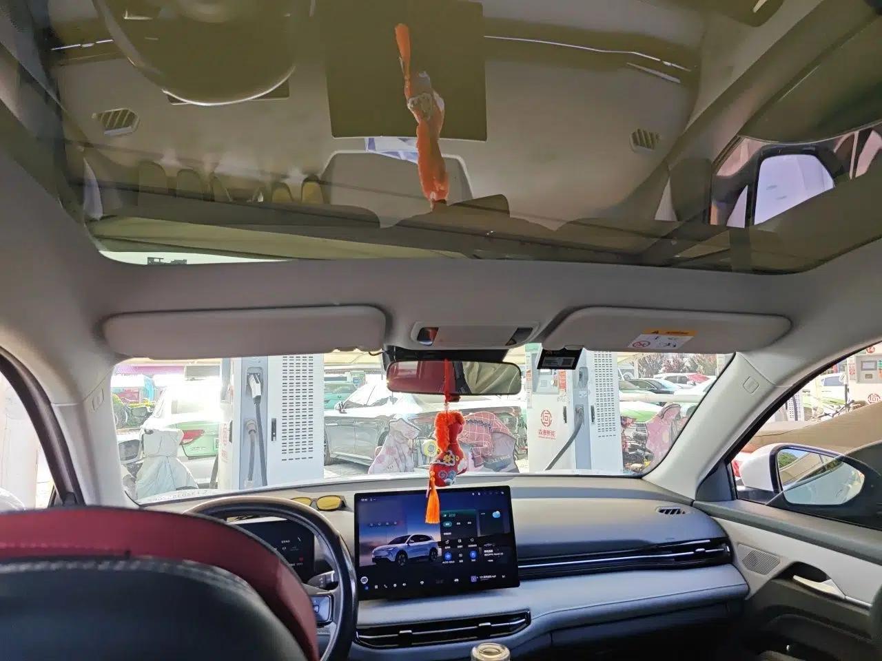 Bestune Yueyi 03 2025 565km Enjoy Edition — миниатюра 19