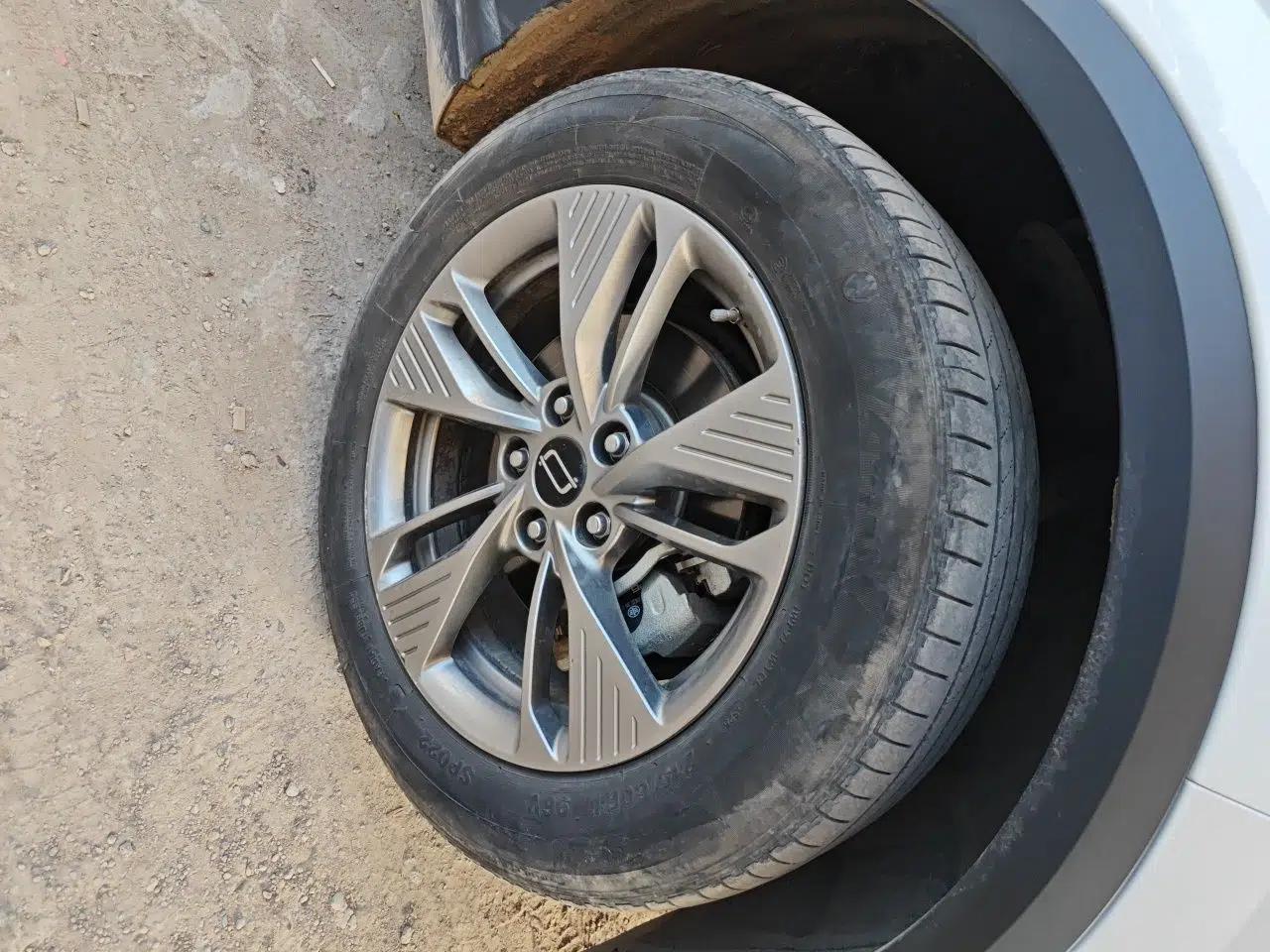 Bestune Yueyi 03 2025 565km Enjoy Edition — миниатюра 8