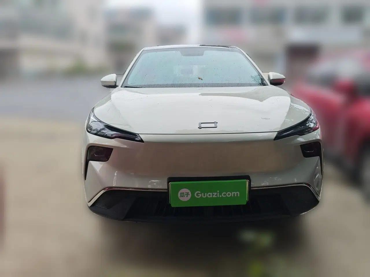 Bestune Yueyi 03 2025 445km Joyful Edition — миниатюра 2