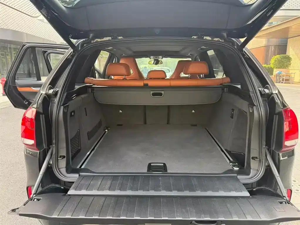 2015 BMW X5 M — миниатюра 15