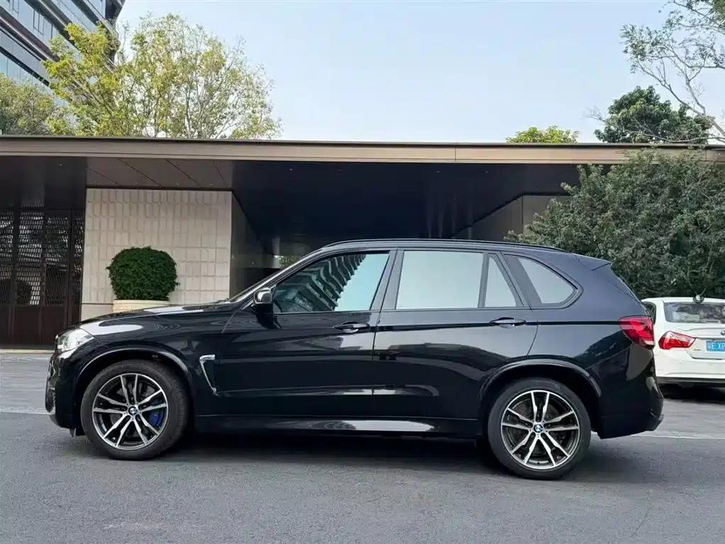 2015 BMW X5 M — миниатюра 17
