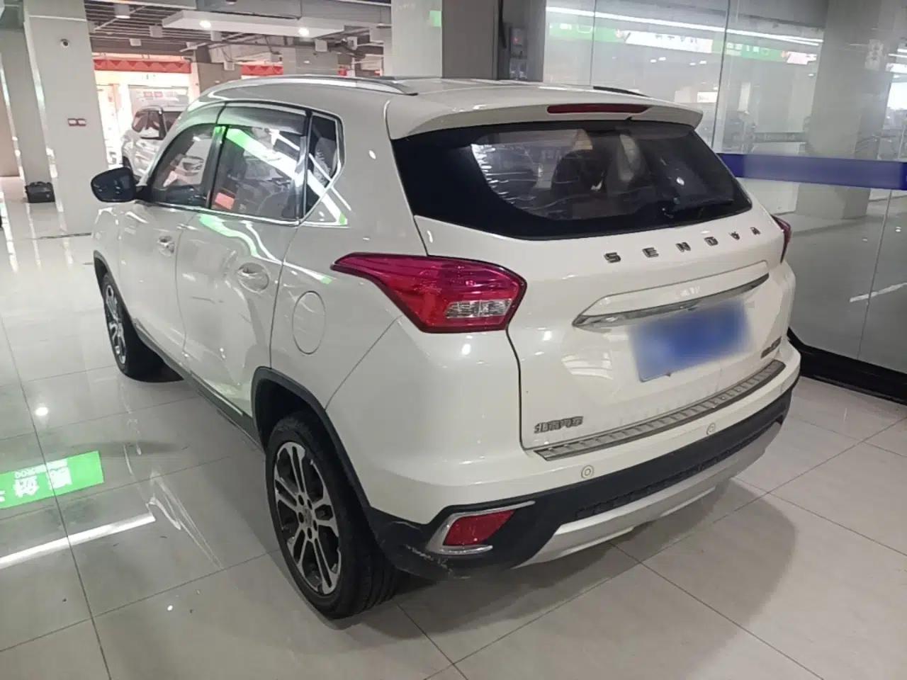 BAIC Senova X35 2016 1.5L Automatic Luxury Edition — миниатюра 4