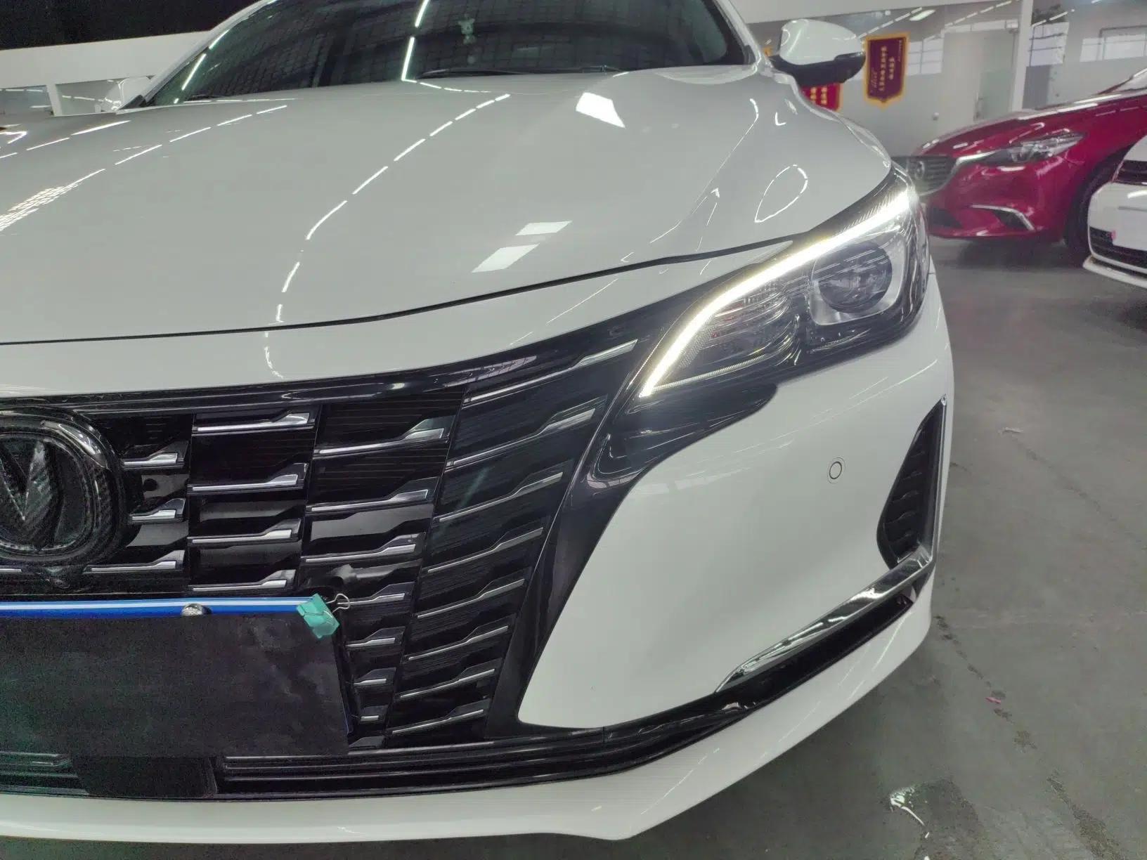 CHANGAN Ruicheng CC 2022 Blue Whale Edition 1.5T DCT Luxury Model — миниатюра 2