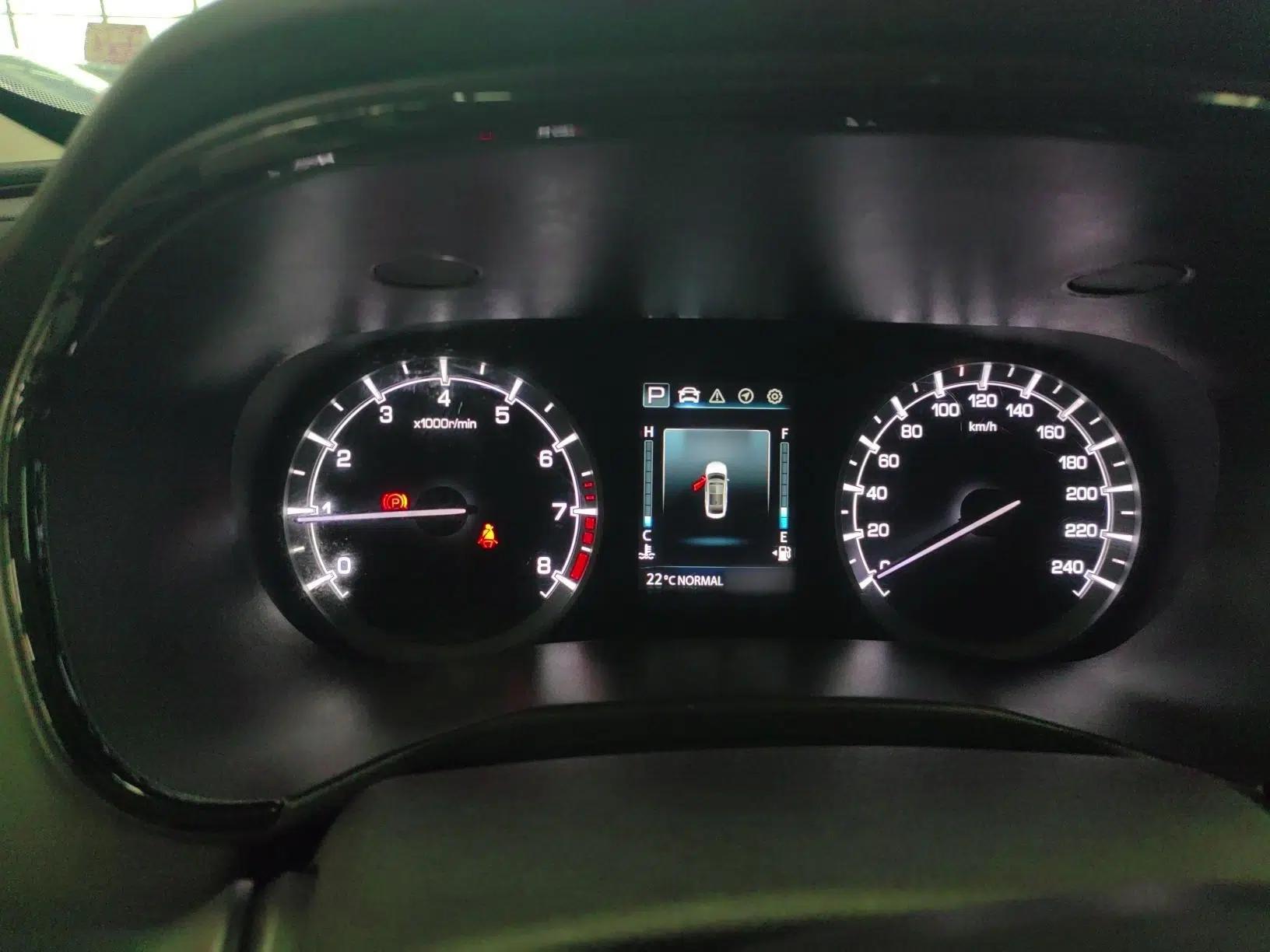 CHANGAN Ruicheng CC 2022 Blue Whale Edition 1.5T DCT Luxury Model — миниатюра 10