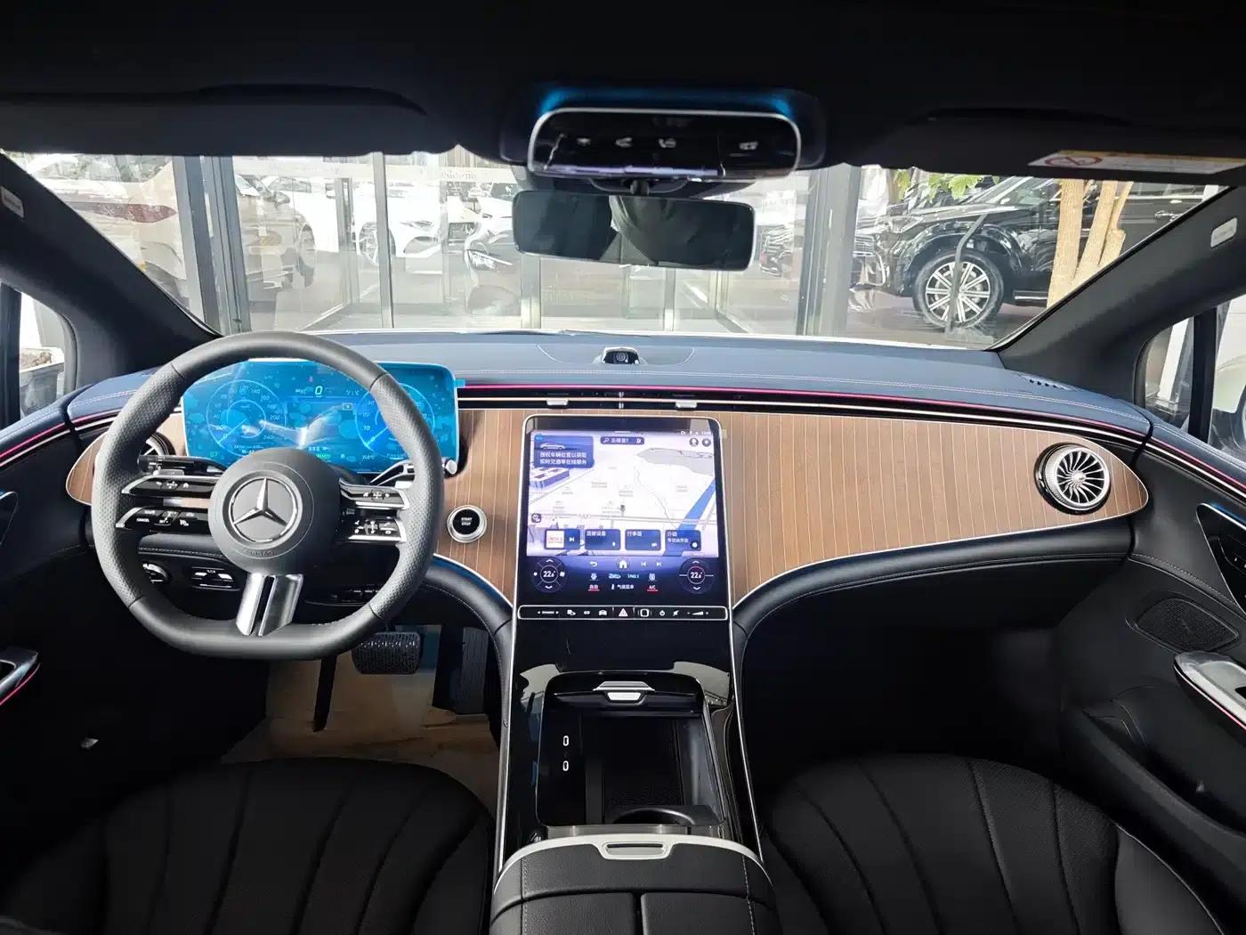Mercedes-Benz EQE 2025 500 4MATIC Pioneer Edition — миниатюра 4