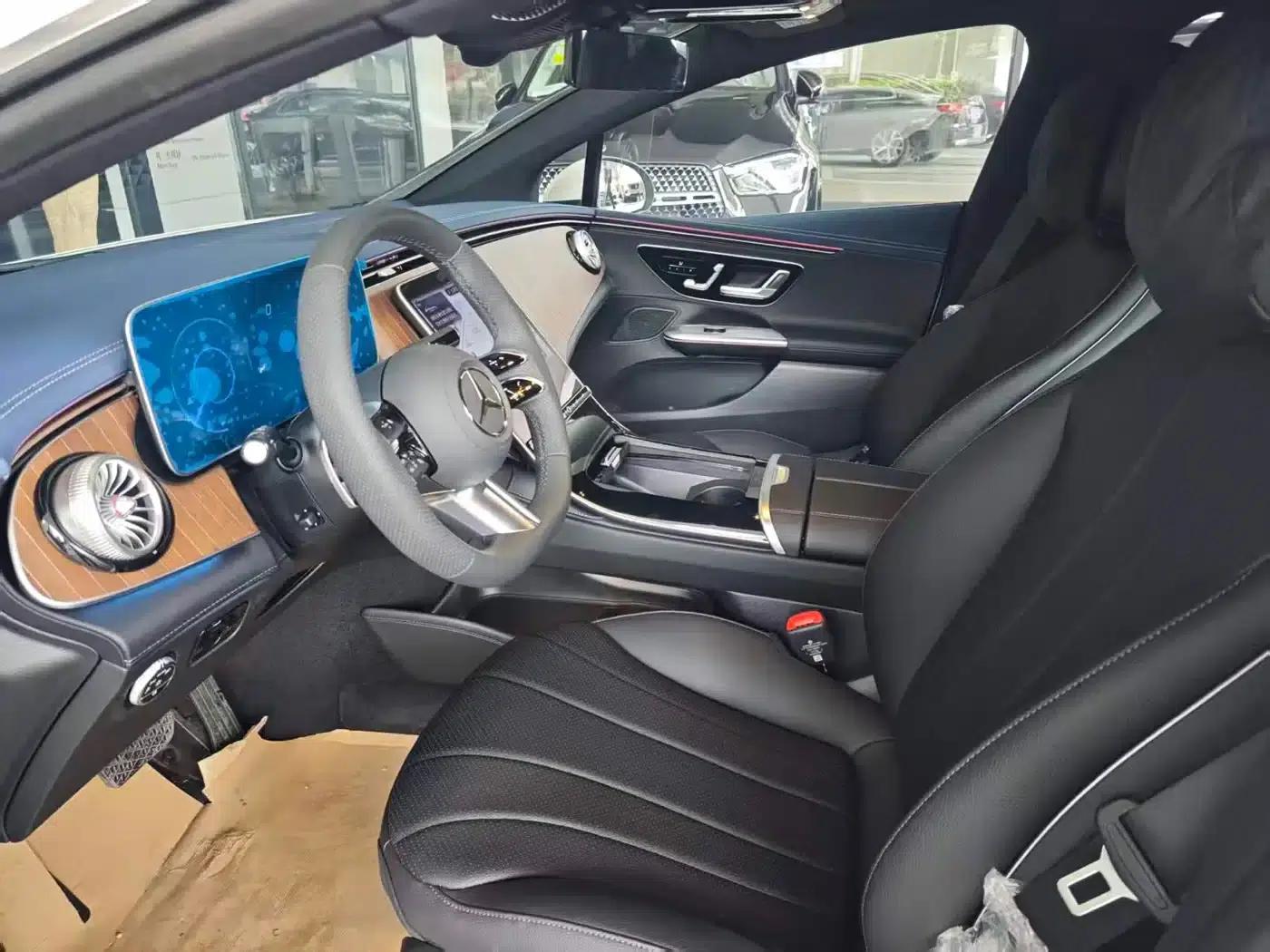 Mercedes-Benz EQE 2025 500 4MATIC Pioneer Edition — миниатюра 6