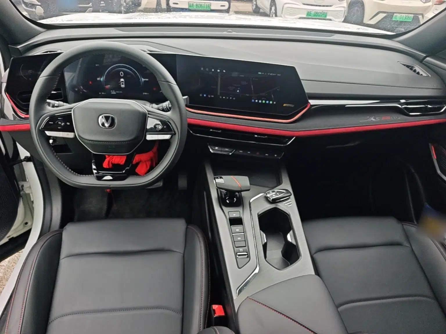 CHANGAN X5 PLUS 2025 1.5T DCT Pioneer Edition — миниатюра 13