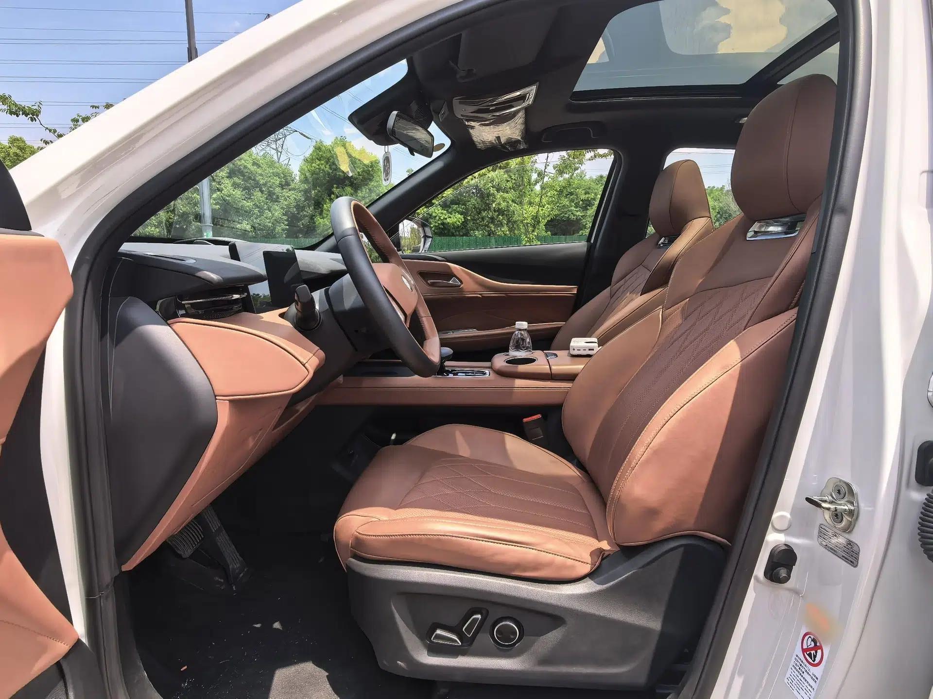 CHANGAN UNI-Z New Energy 2024 Blue Whale Smart Electric iDD 125km Excellence Model — миниатюра 12