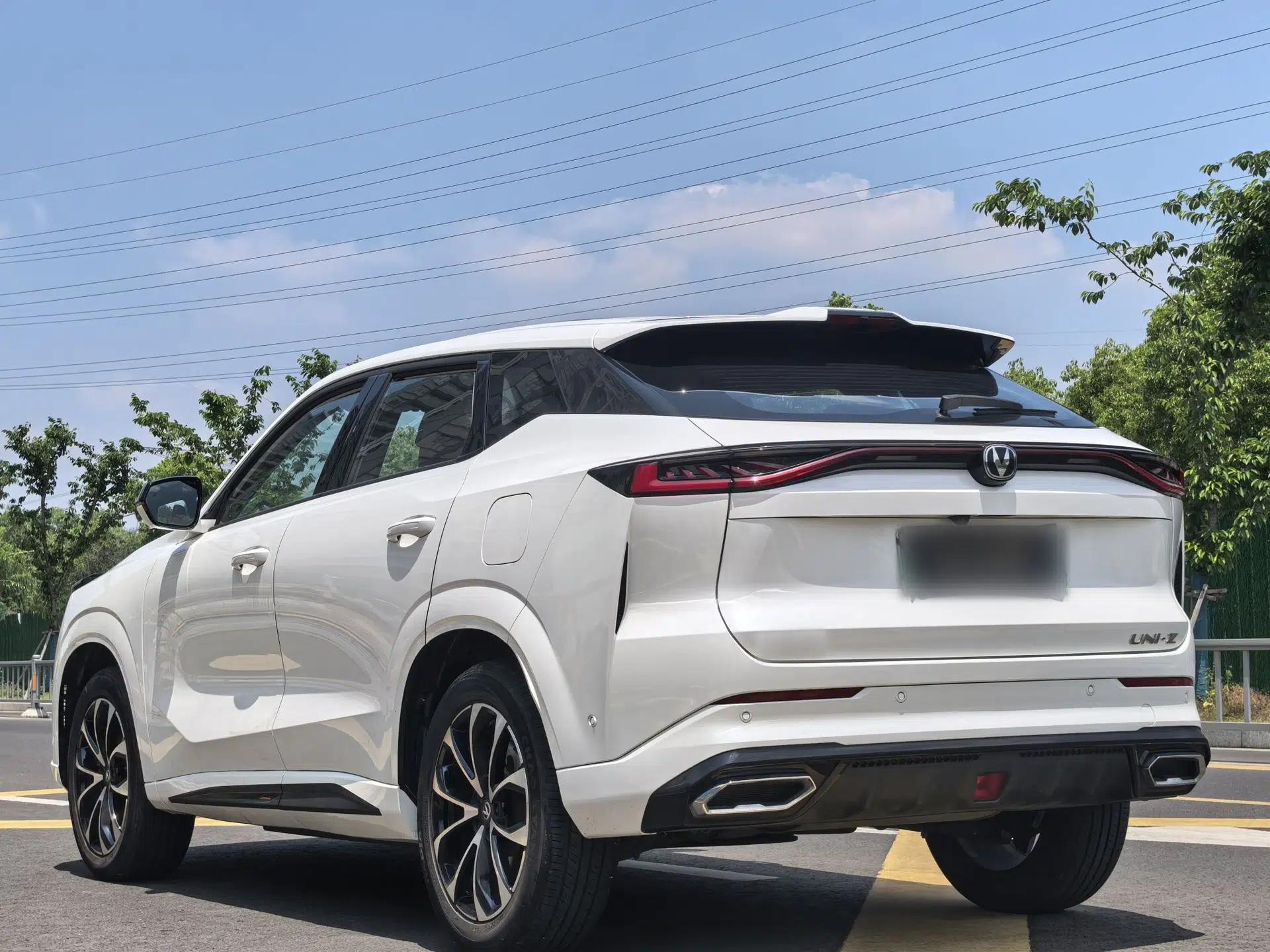 CHANGAN UNI-Z New Energy 2024 Blue Whale Smart Electric iDD 125km Excellence Model — миниатюра 6
