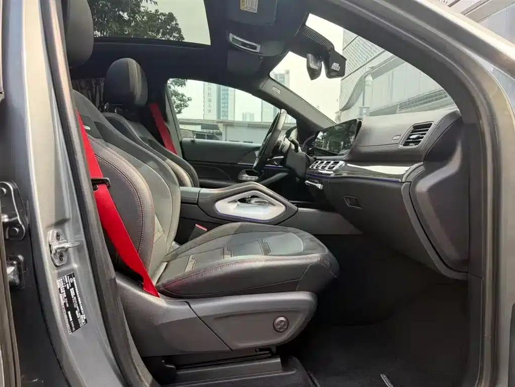 2022 Mercedes-Benz GLE Coupe AMG Model: AMG GLE 53 4MATIC+ Coupe SUV — миниатюра 7