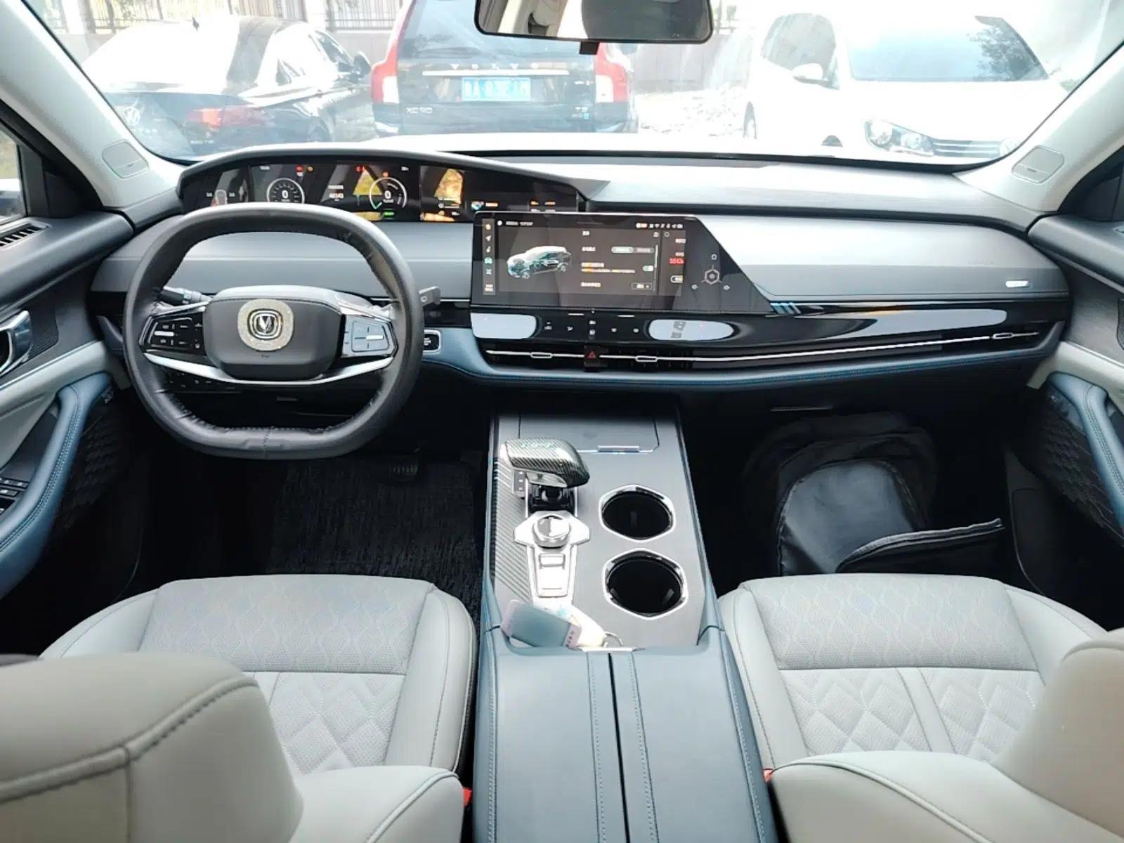 CHANGAN UNI-K iDD 2022 Blue Whale iDD 130km 1.5T Excellence Model — миниатюра 12