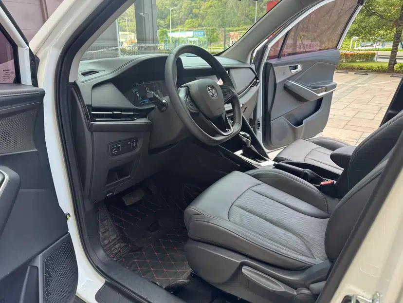 CHANGAN CS15 2021 1.5L Automatic Enjoyment Model — миниатюра 15