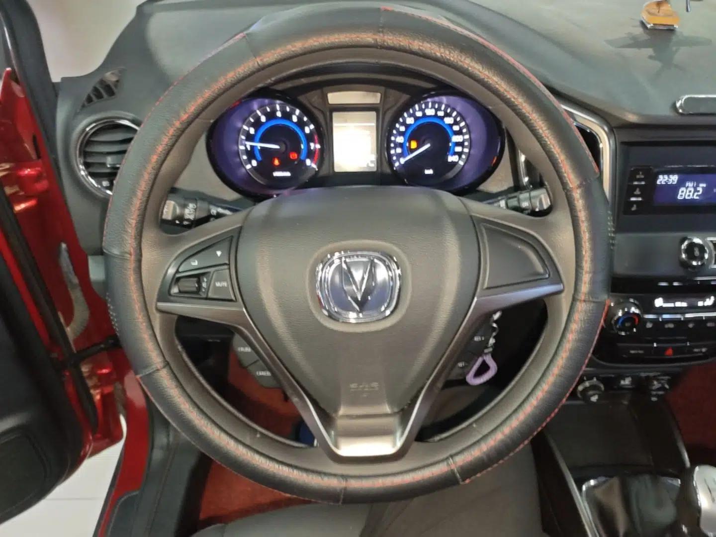 CHANGAN CS15 2016 1.5L Manual Fashion Edition — миниатюра 14