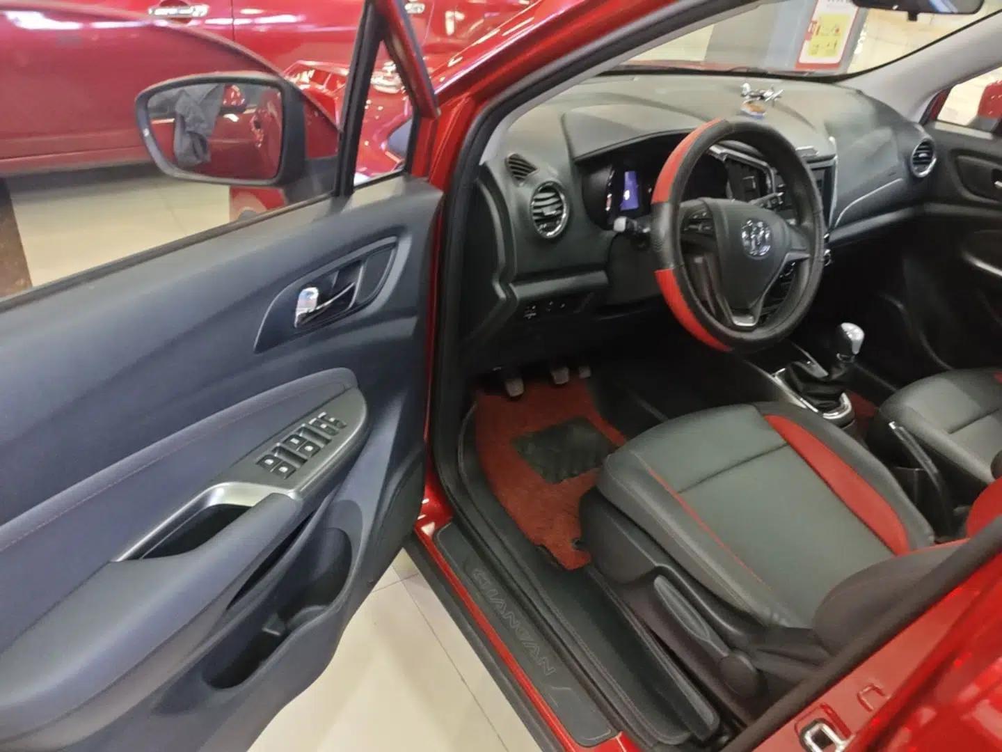 CHANGAN CS15 2016 1.5L Manual Fashion Edition — миниатюра 19